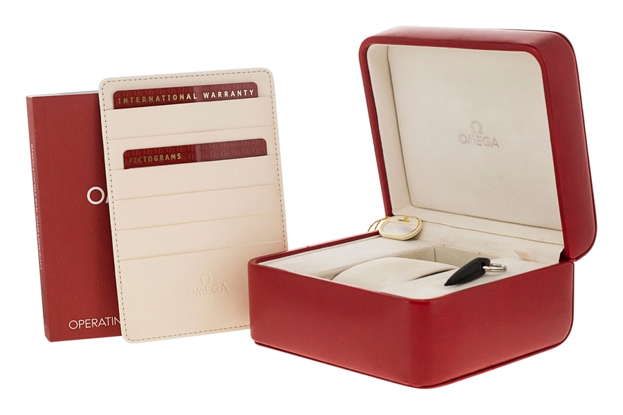 Omega Speedmaster Racing 326.30.40.50.02.001